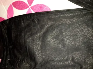 Pantalón negro estampado talla 38