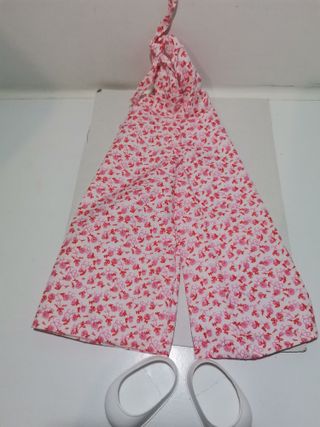 Mono floral  y zapatos para muñeca Nancy