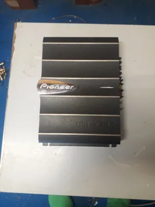 Etapa de Potencia Pioneer GM-X745