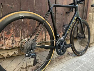 Canyon Endurace CF SLX Ultegra Di2 Talla 58 (L)