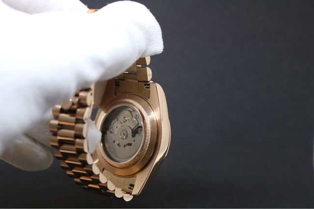 Reloj Seiko MOD Datejust pistacho oro rosa.