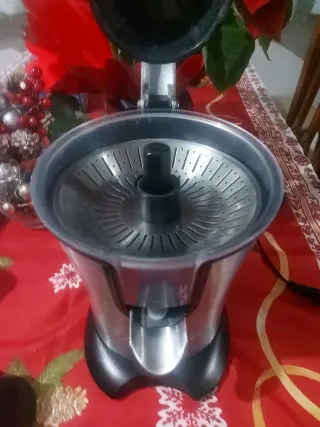 Exprimidor Eléctrico Taurus