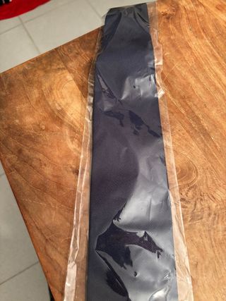 Corbata Bugano 100% Seda Azul - A estrenar!