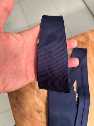 Corbata Bugano 100% Seda Azul - A estrenar!