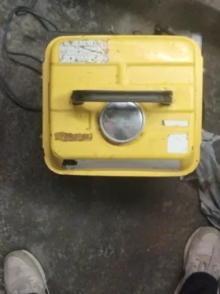 Generador de Luz Amarillo