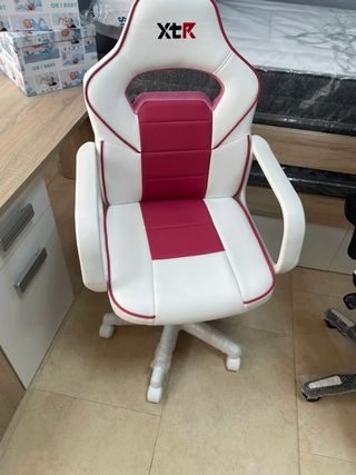 Silla Gaming XTR Blanca y rosa