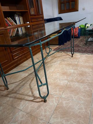 Mesa de comedor cristal y metal