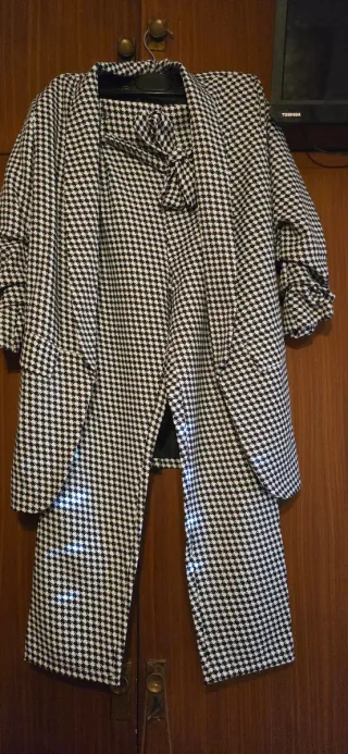 Conjunto traje chaqueta y pantalón