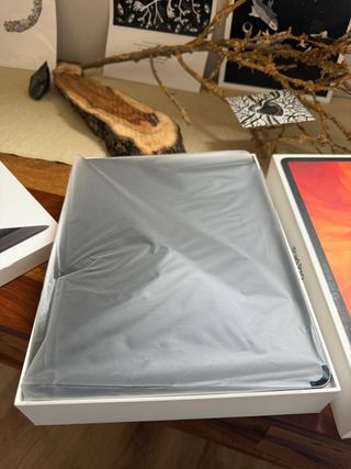 iPad Pro 12.9 + Magic Keyboard