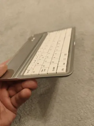 Mini Tastiera Bluetooth 3.0 Bianco/Argento