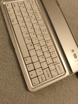 Mini Tastiera Bluetooth 3.0 Bianco/Argento