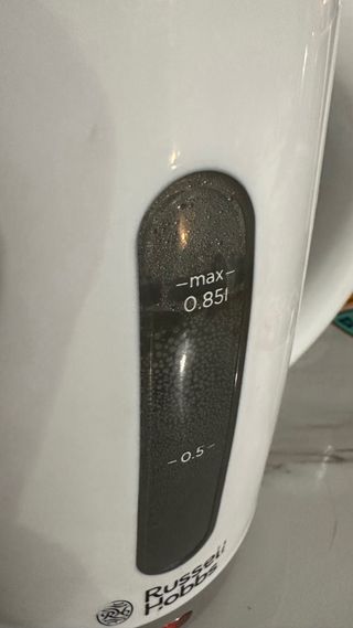 Hervidor de agua Russell Hobbs