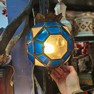 Lámpara colgante de cristal y metal