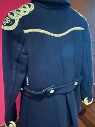 Chaquetón HIGHLY PREPPY azul marino y dorado