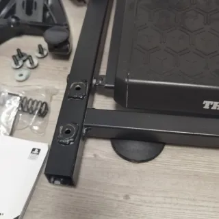 Volante Thrustmaster T248 con Pedales + Soporte