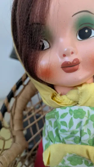 Bambola vintage gambelunghe