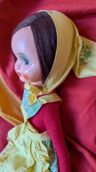 Bambola vintage gambelunghe