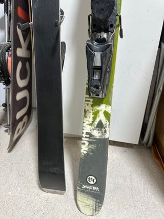 Esquís Freestyle Dynastar Nothing But Trouble 155