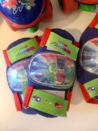 Casco y Patines PJ Masks para Niños