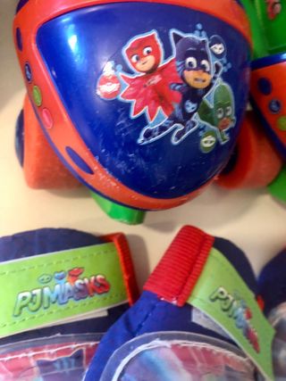 Casco y Patines PJ Masks para Niños