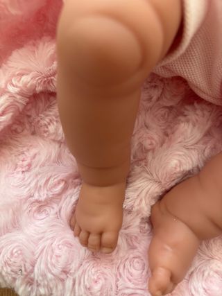 Muñeco bebé recién nacido niña