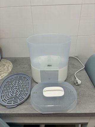 Esterilizador biberones con secado Chicco.