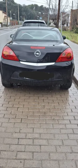 Opel Tigra 2004