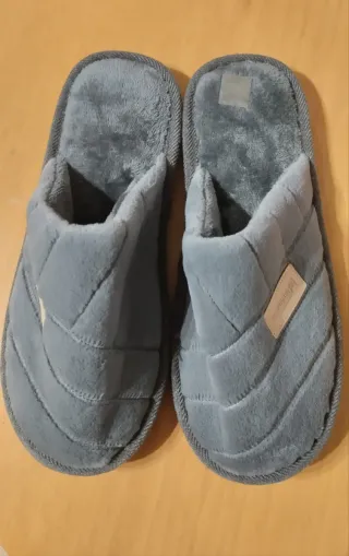 Zapatillas de casa grises