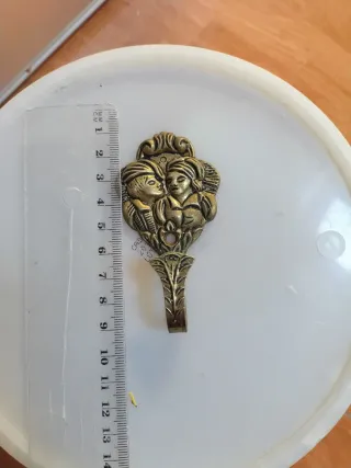 Sujetador cortinas de pared bronce con figuras