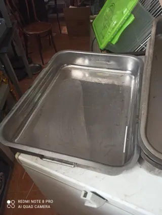 2 Bandejas de horno metálicas