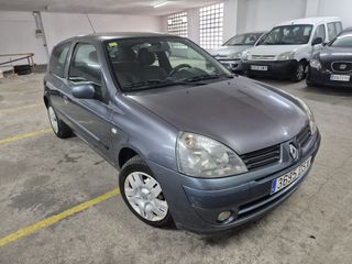 Renault Clio 2005