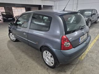 Renault Clio 2005