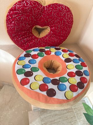 Cojines Corazón y Lacasitos