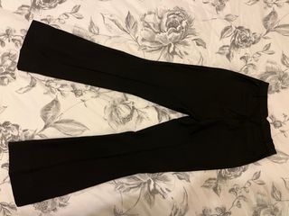 Pantalones campana elegantes CKS negros