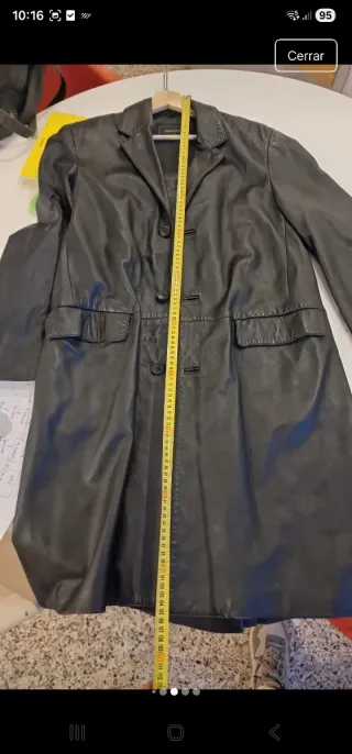 Abrigo largo de piel negro