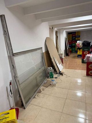 Local comercial en venta en Carolinas Bajas en Alicante