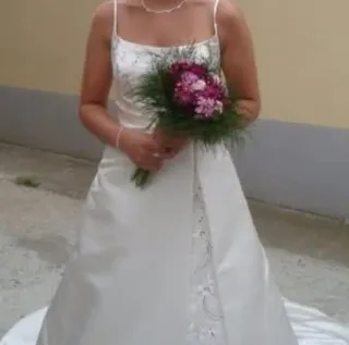 Vestido de Novia Blanco y granate