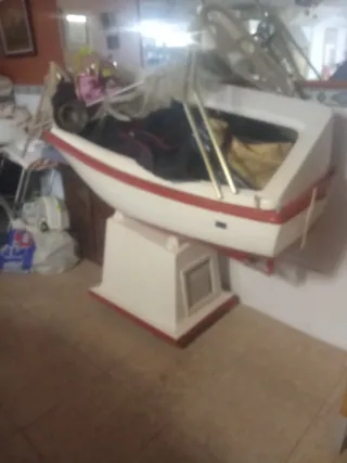 Barco nevera buen estado silencioso