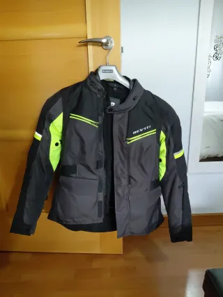 Chaqueta Revit Mujer Negra y Flúor