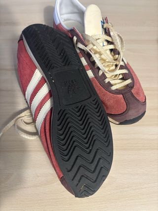 Zapatillas Adidas Rojo/granate y Blancas