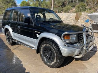 Mitsubishi Montero 1989