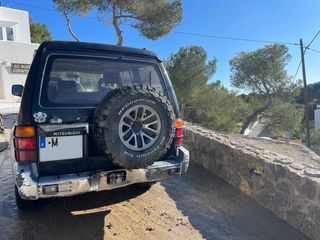 Mitsubishi Montero 1989