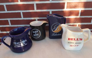 Lote 4 Jarras Whisky antiguas