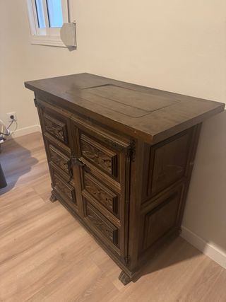 Máquina de coser Alfa en mueble
