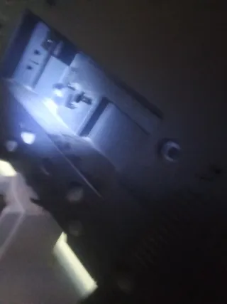 TV Sony Bravia 49 con mando