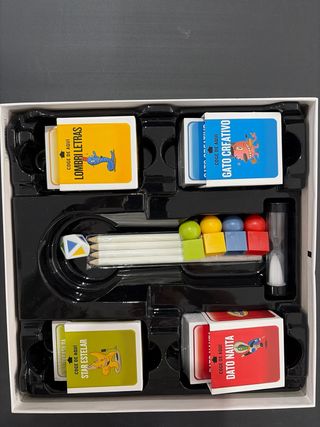 Juego Cranium. Cartas y lapiceros precintados.