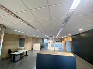 Oficina en alquiler en Pomar en Badalona