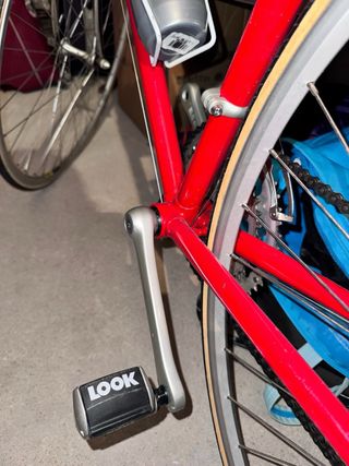 Bicicleta de carretera Zeus Z 410s Roja