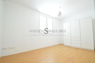 Piso en alquiler en Cruz Roja en Sevilla