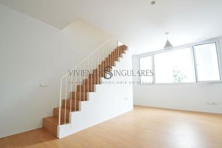 Piso en alquiler en Cruz Roja en Sevilla